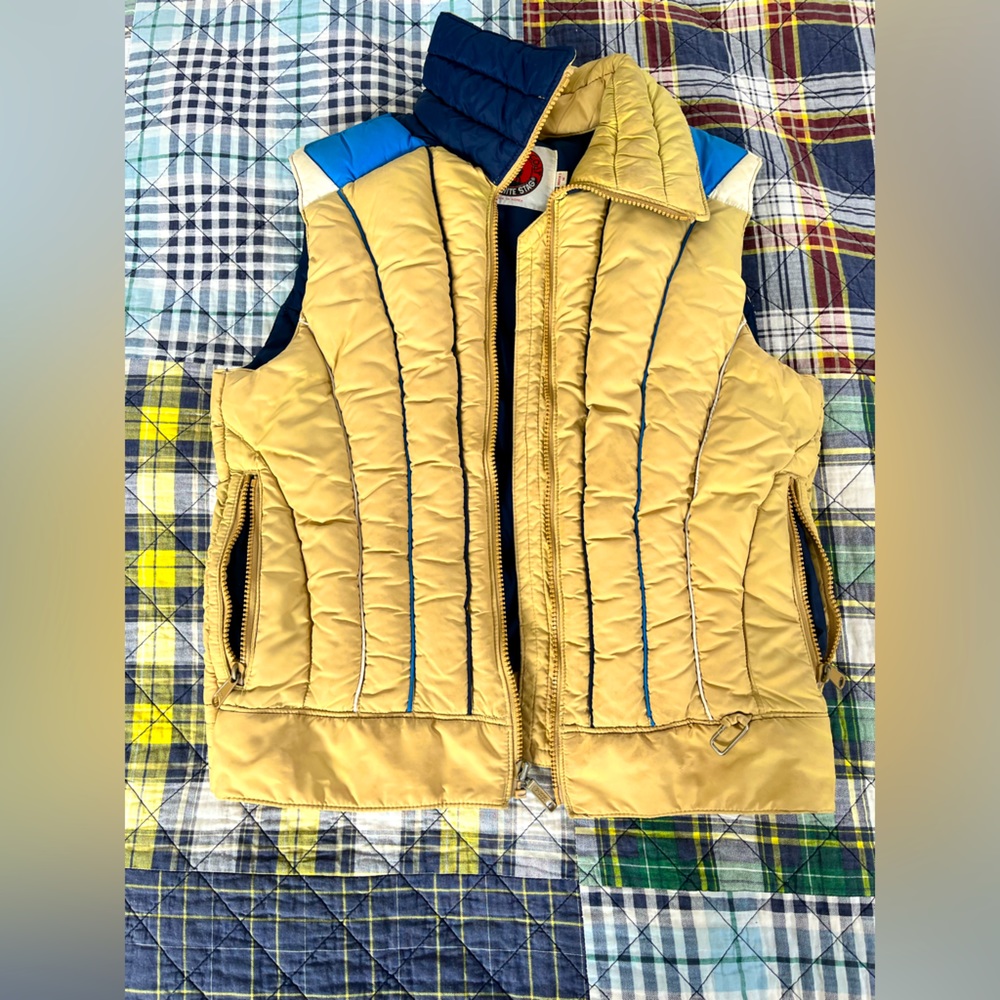 Vintage Mountain Goat by White Stag vest puffer ski jacket women’s M Tan